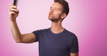 Why Narcissists Avoid Kissing Their Partners