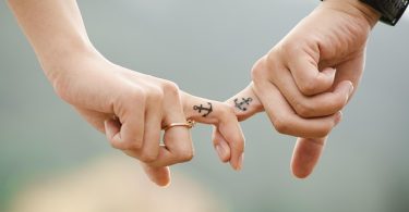 3 Stages of Narcissistic Relationships (Why You Fell For Them)